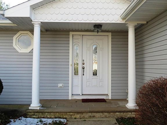 2nd image of 262 Bonaire Dr