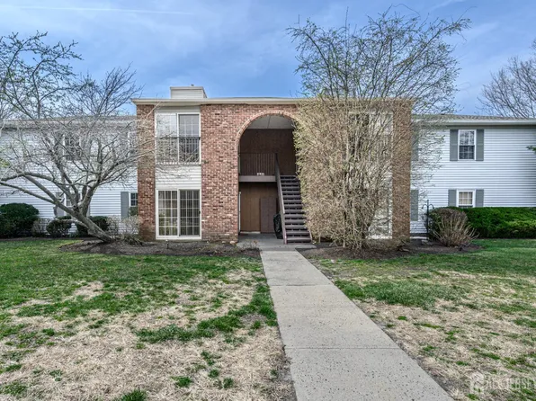 48 Frontier Way, Tinton Falls, NJ 07753