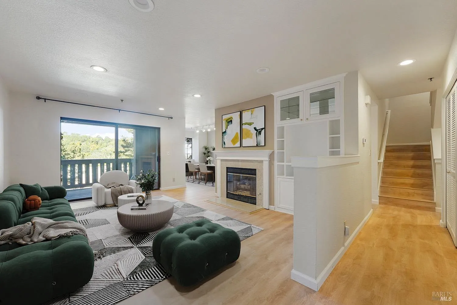 110 Redhawk Road photo 1
