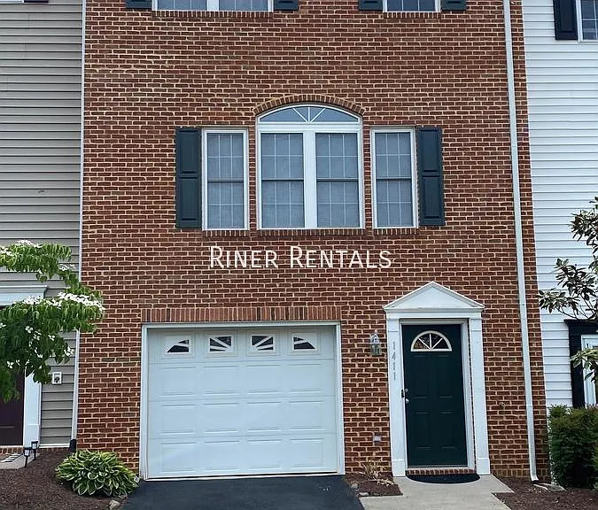 1411 Natural Spring Ln — Photo 1