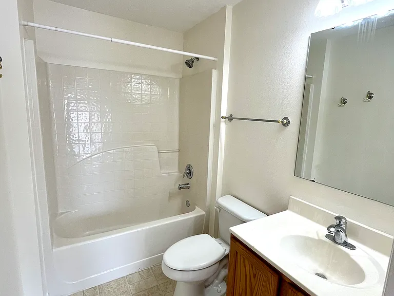 4083 Dover Terrace Dr — Photo 18