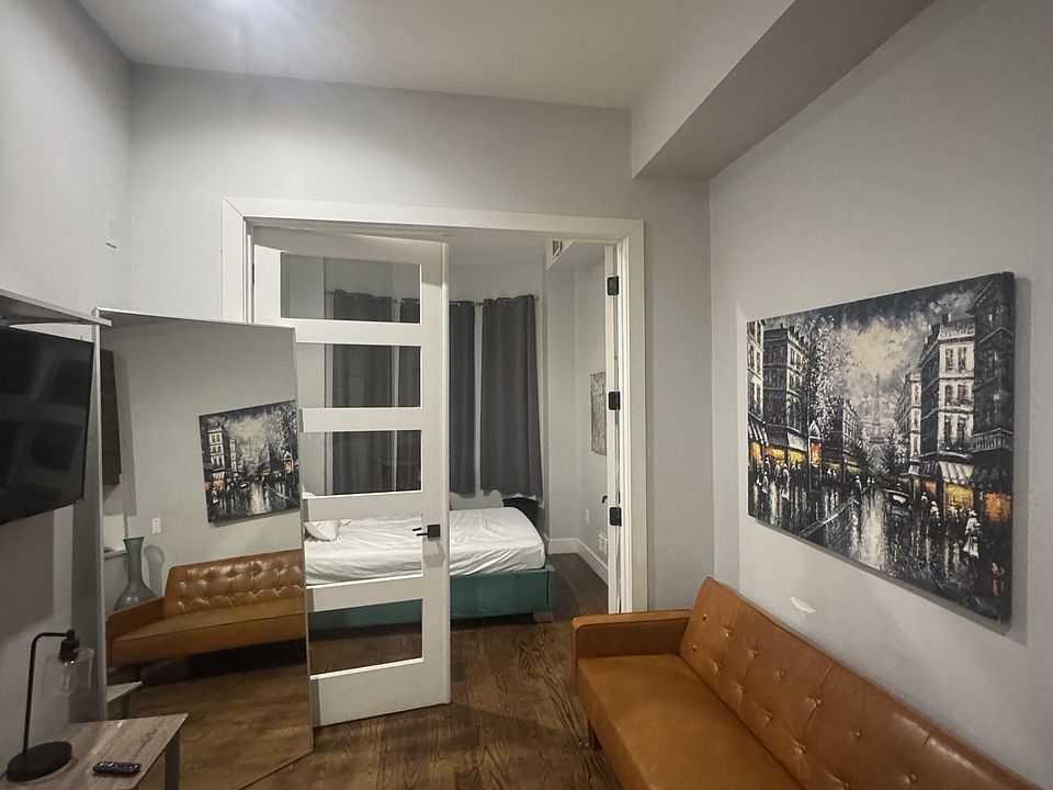 1st image of 525 Newark Ave APT 1L