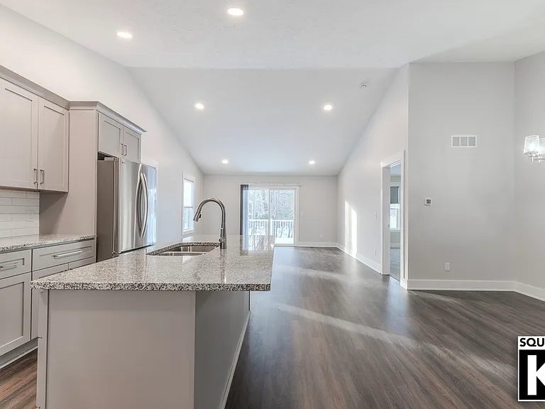 13898 Westwood Ln — Photo 10