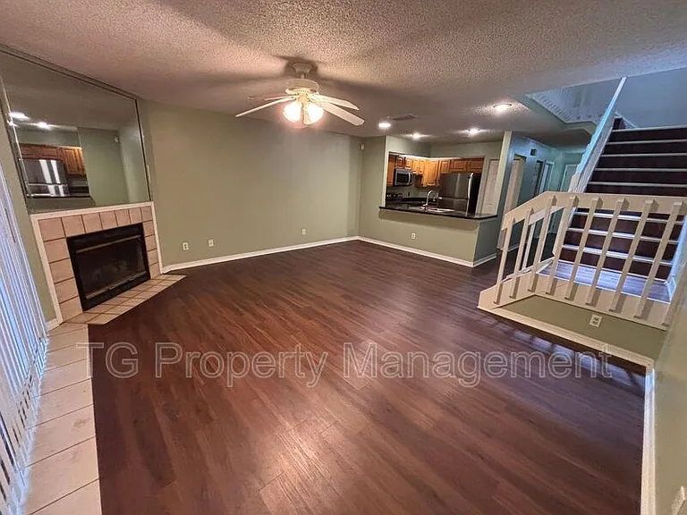 8531 Sturbridge Cir E — Photo 11