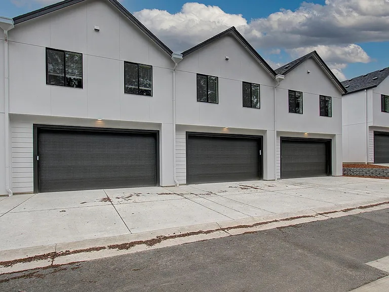 12029 SE 5th St — Photo 25