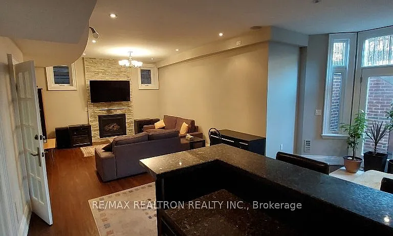 176 Alfred Ave #BASEMENT — Photo 1