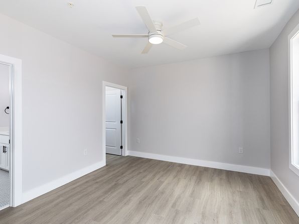 115&131 Town Center Pkwy #2403