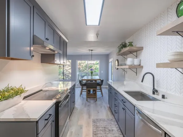 21 Shepherds Knl, Pebble Beach, CA 93953