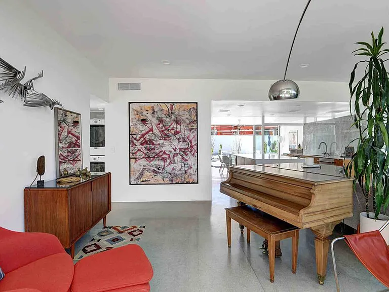 N Sunnyview Dr — Photo 7