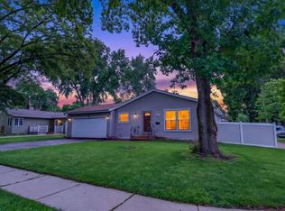1813 Prairie Rd, Madison, WI 53711