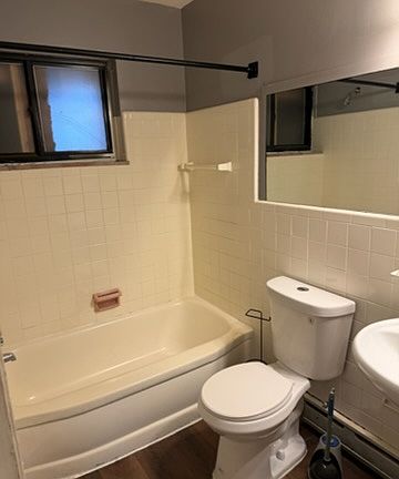 5th image of 19611 Schoenherr St #2S