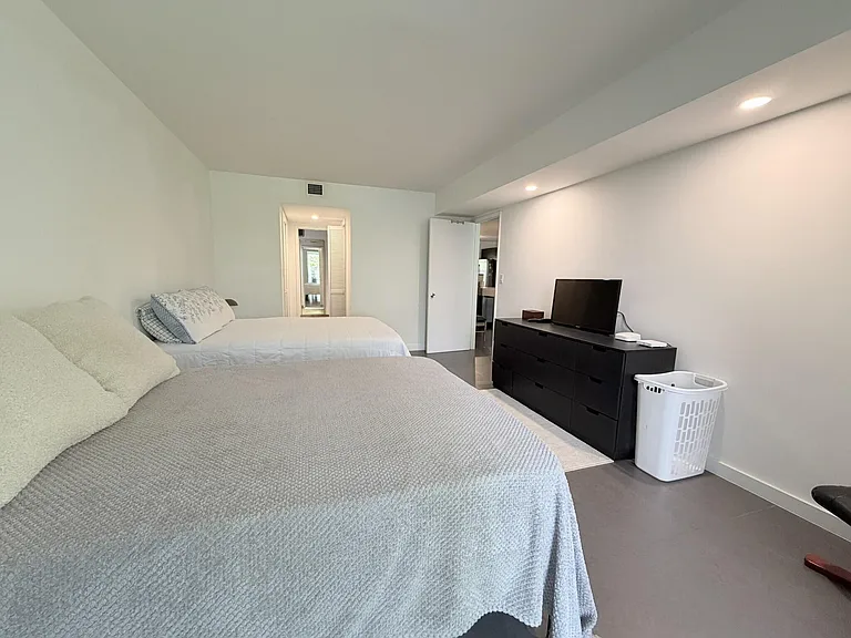 3503 Oaks Way #202 — Photo 14