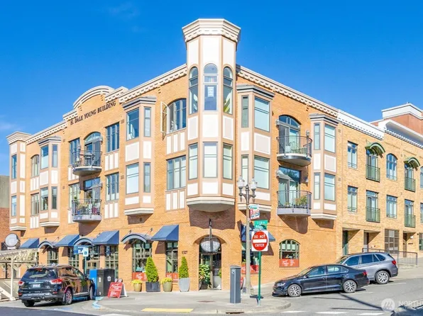 1101 McKenzie Ave #306, Bellingham, WA 98225