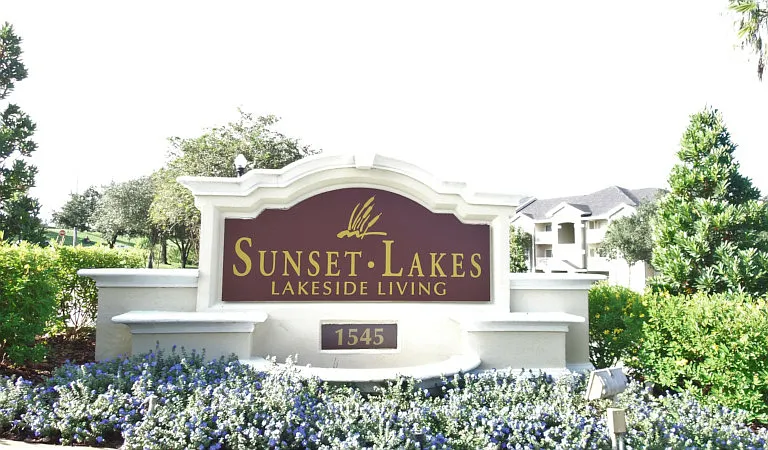 Sunset Lakes — Photo 11