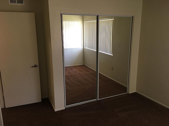 5th image of 1576 E Canfield Ln APT 1