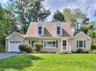 29 Calhoun Ave, Trumbull, CT 06611