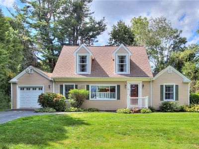 29 Calhoun Ave, Trumbull, CT, 06611