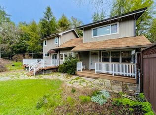 1985 Sprowel Creek Rd, Garberville, CA 95542