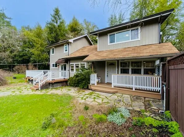 1985 Sprowel Creek Rd, Garberville, CA 95542