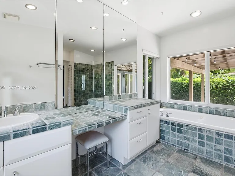 7220 SW 53rd Ct — Photo 18