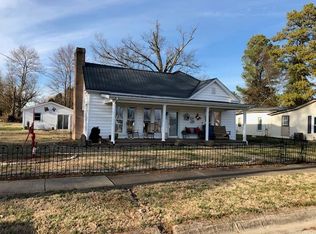 370 Pell St, Lewisport, KY 42351
