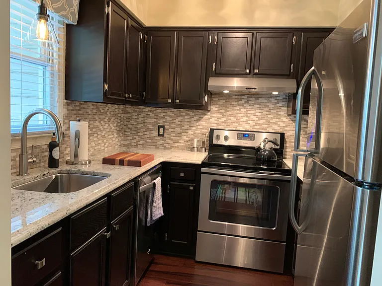 710 Powell Dr — Photo 47