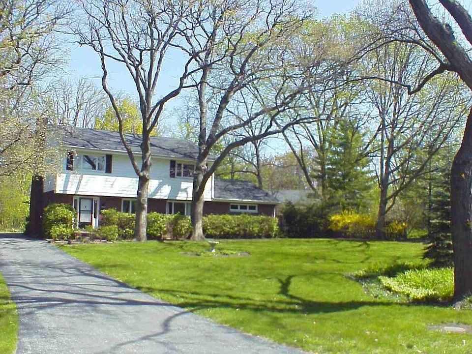 1st image of 1444 Woodland Dr