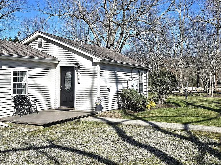 296 Hockhockson Rd #C — Photo 3