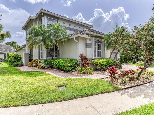 1452 E Lacosta Drive, Pembroke Pines, FL 33027