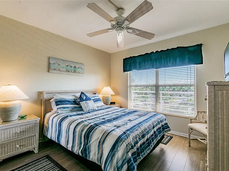 5901 Bahia Del Mar Cir #518 — Photo 17