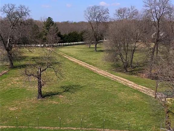 5th image of 12772 Punkin Hollow Rd #2