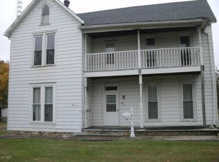 47 Cedar Point Dr, Cave In Rock, IL 62919