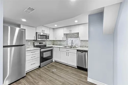 7229 Harriman St #2 Photo 1