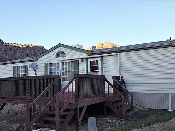 Main Entrance / Deck facing South West