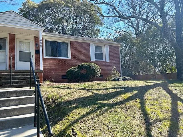 406 N Tremont Dr — Photo 16