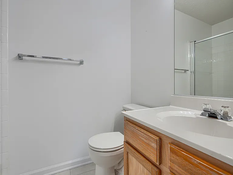 5048 Kemsley Ct — Photo 17