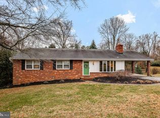 10201 Green Clover Dr, Ellicott City, MD 21042