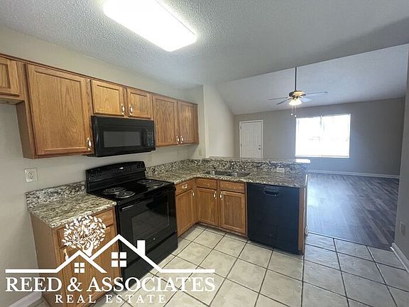 5th image of 4342 Bishop Hills Dr