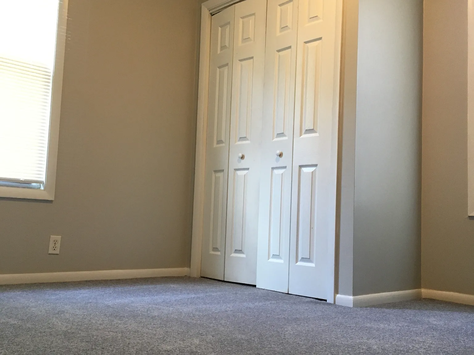 2 bed, 946 sqft, $1,100 — Photo 3