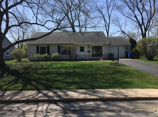 3441 Ashley Dr, Glenview, IL