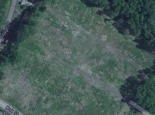 Oak St, Taylor, PA 18517