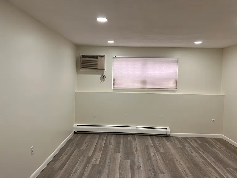 14 Williamsburg Ct — Photo 14