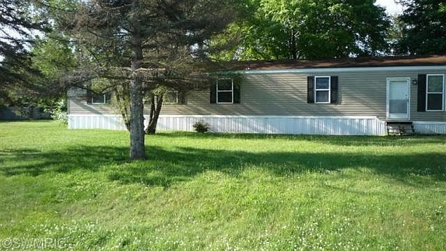 1st image of 19855 S Leonard Ct