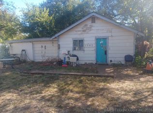 1505 S 8th St, Ponca City, OK 74601