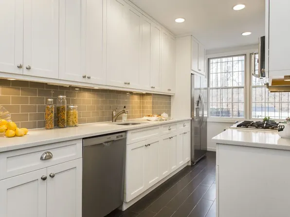 67-80 Selfridge Street image 1 of 14