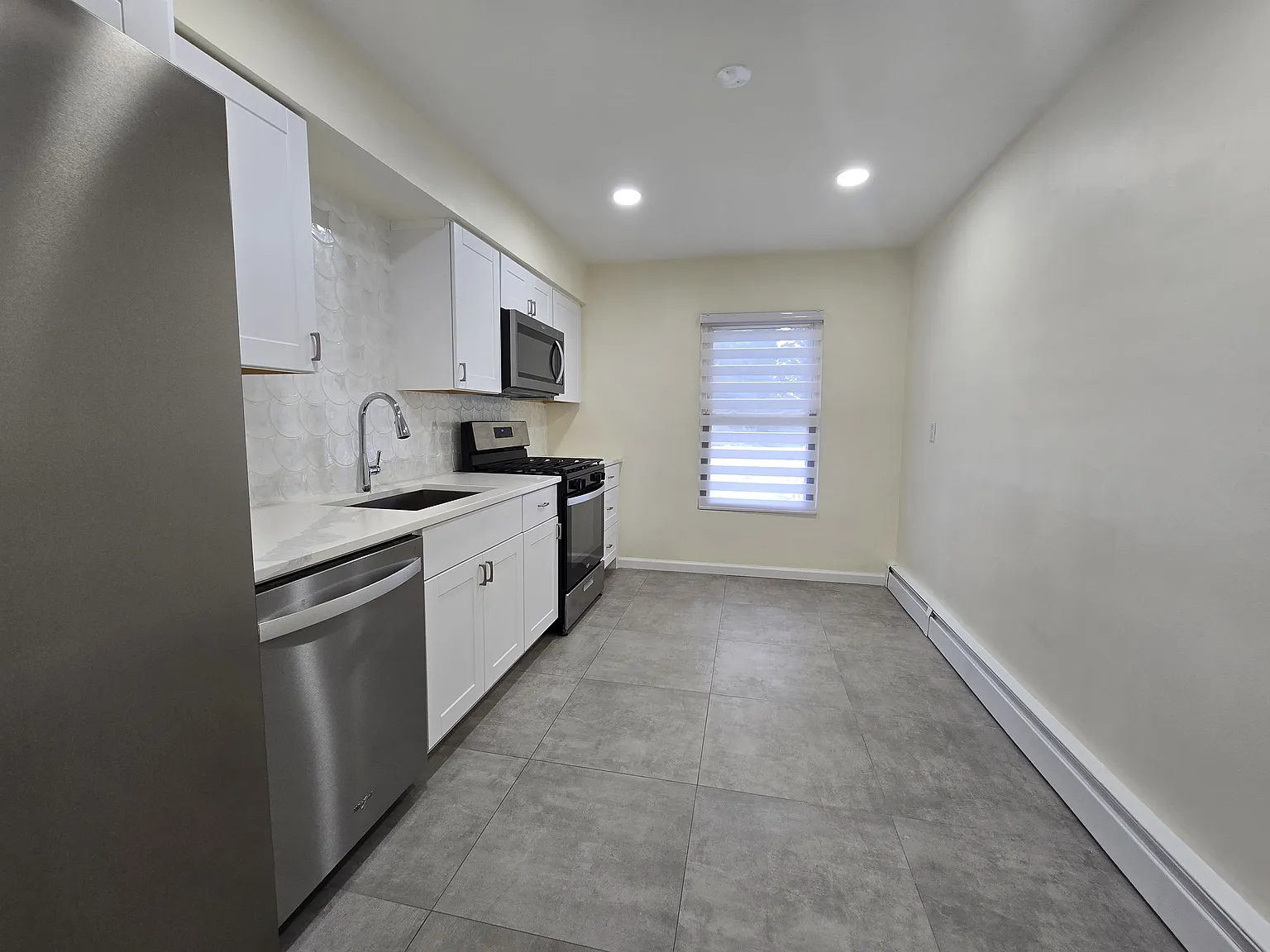 1 bed, 645 sqft, $1,750 — Photo 2