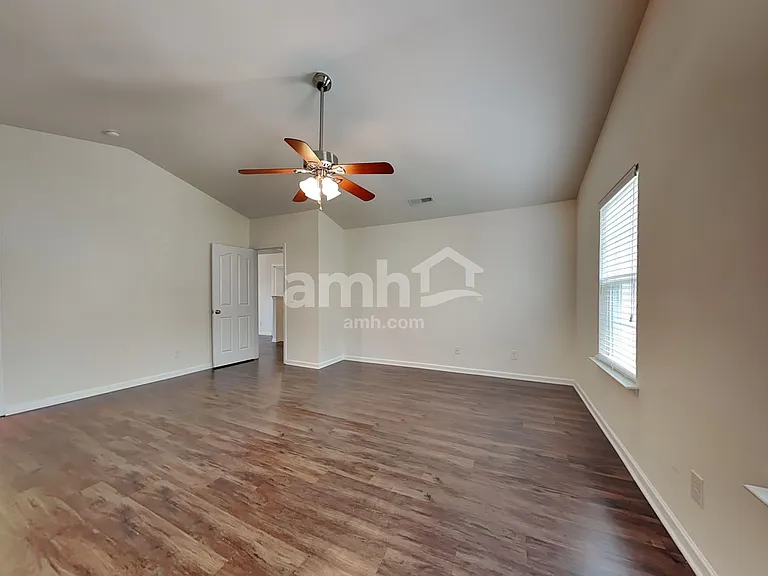 5888 Odenton Ln — Photo 12