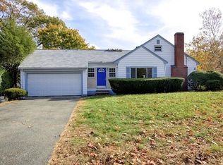 4 Craig St, Milton, MA 02186