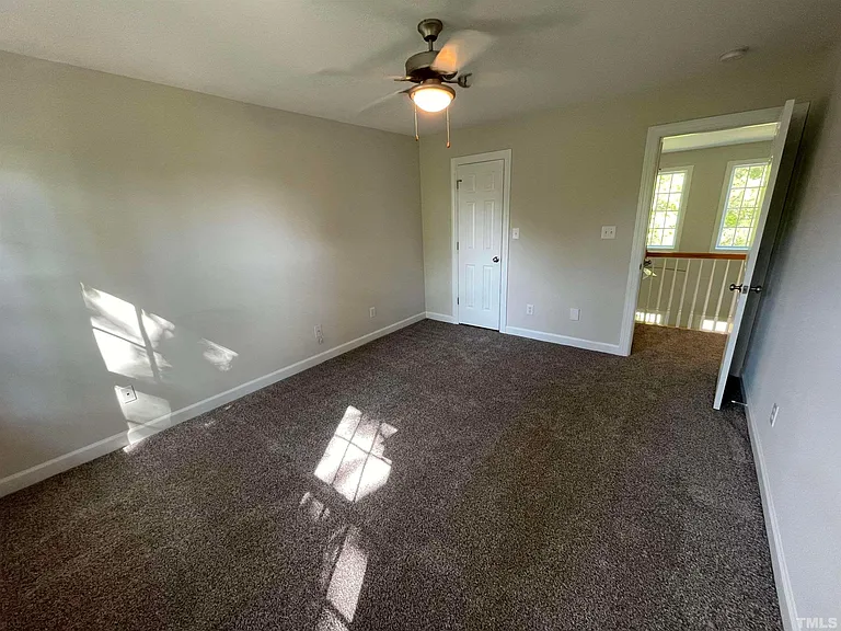 112 Worthington Ct — Photo 31