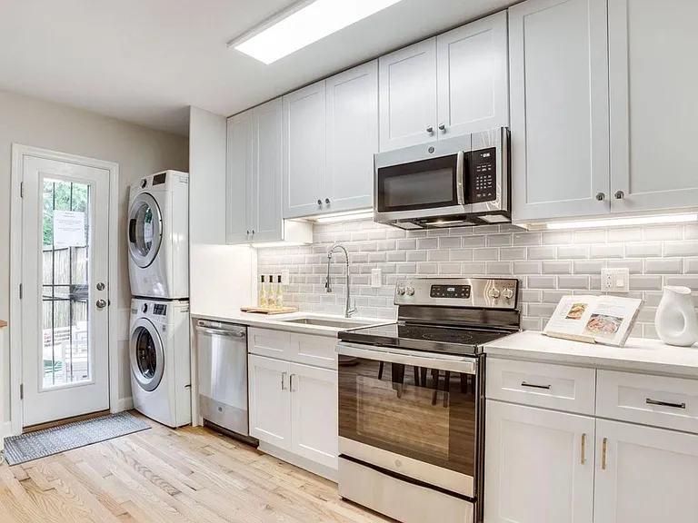 118 O St SW — Photo 9